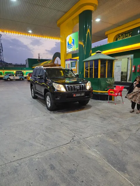 Toyota prado land cruiser 2011