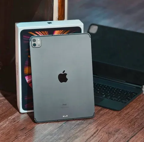 Apple iPad
