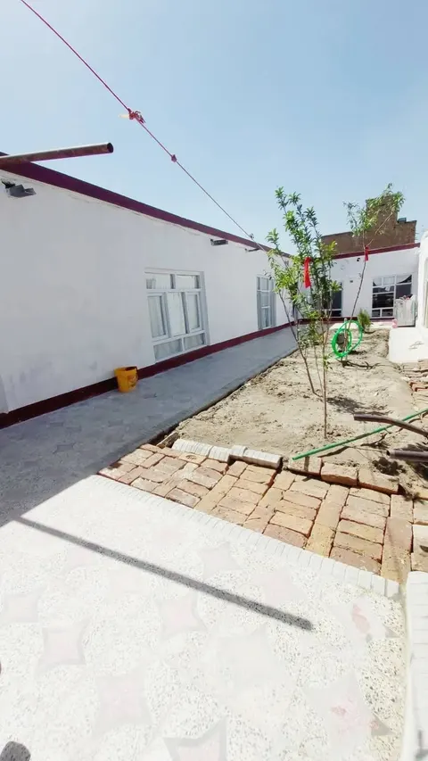 House for sale, 4 rooms, 260 m², Char Qala-e Wazirabad, District 10