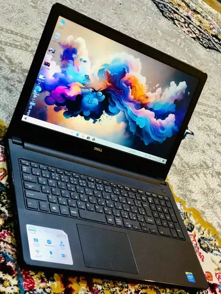 Laptop DELL Vostro