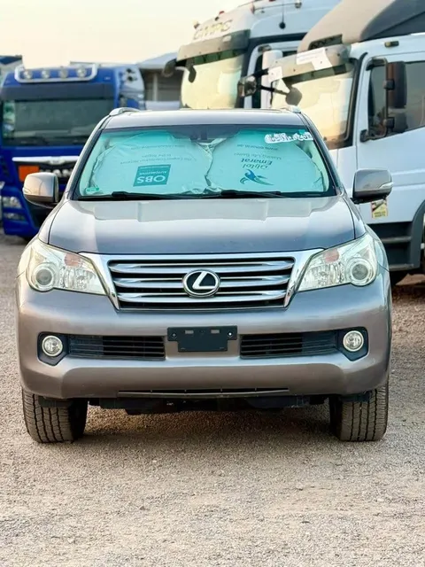 Lexus GX460 2011 V8 Full Option