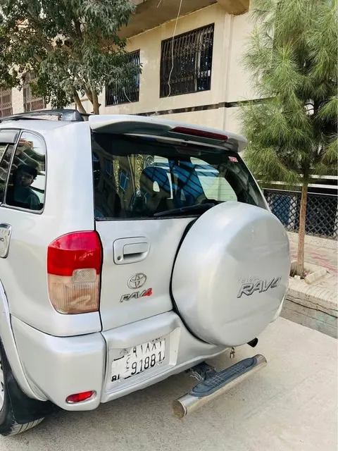 Toyota RAV4 2002, 4-cylinder, automatic