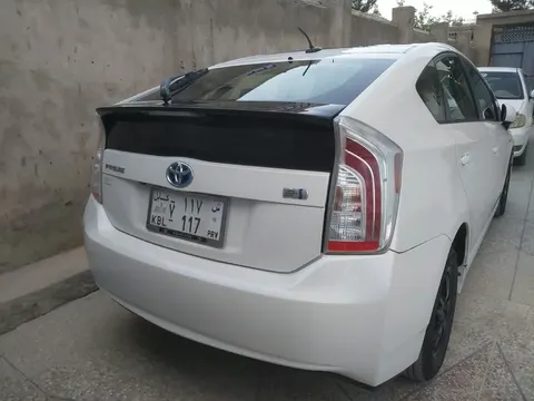 Toyota Prius 2014, White, Hybrid, Sunroof
