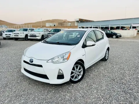 Toyota Aqua Hybrid 2013 White