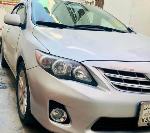 Toyota Corolla LE 2013, 99,000 miles, Canadian import