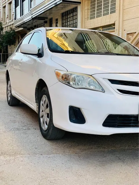 Toyota Corolla 2009 Canadian, White, 5000 USD