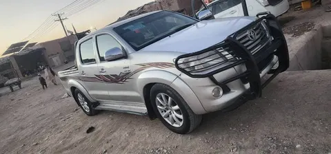 Toyota Hilux Double Cab 2009, petrol/gas, automatic