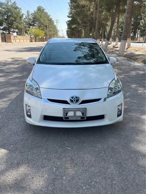 Toyota Prius 2010 Full Option
