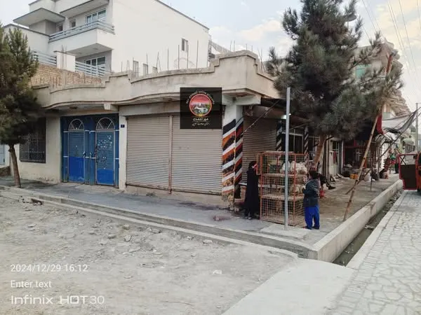 House with 9 shops for sale, 3 rooms, 3 biswa (2)