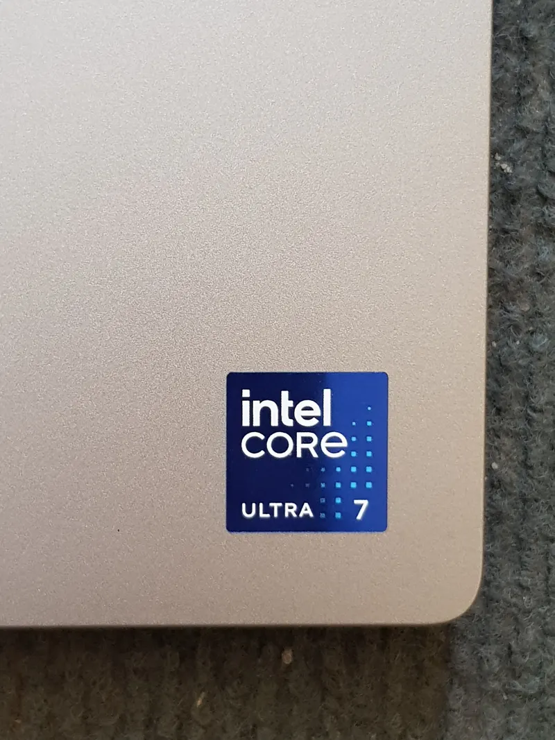 DELL Latitude 5450 (5)