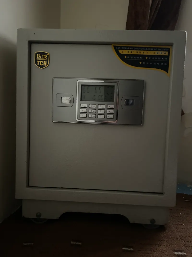New Safe (1)